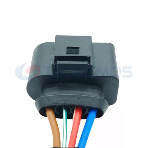 Wire Harness Plug of Automobile Waterproof Connector 4 Pin Female 0973724 - image 3